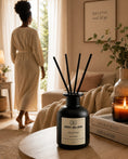 Load image into Gallery viewer, Velvet Fur - Reed Diffuser 100mls