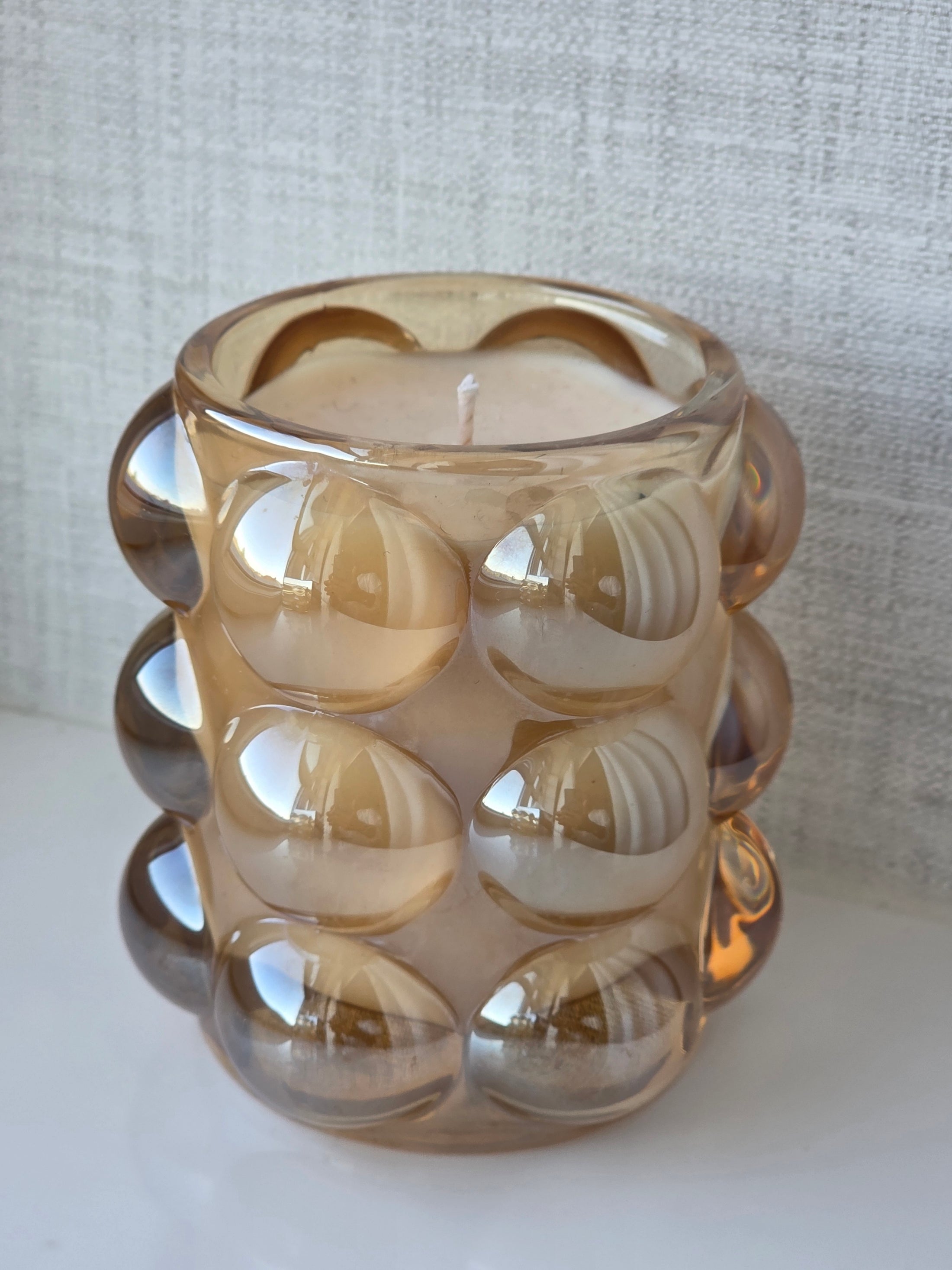 Sandal Noir Creamy Musk &amp; Sandalwood:  hand-poured soy candle