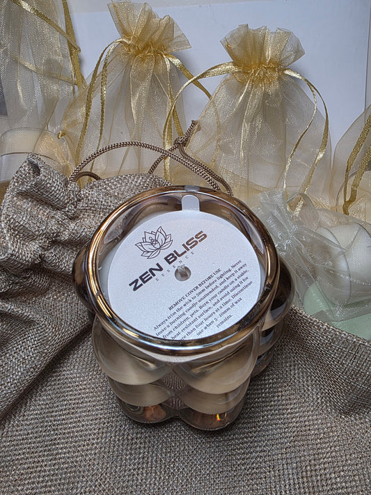 Figwood & cassis hand-poured soy candle