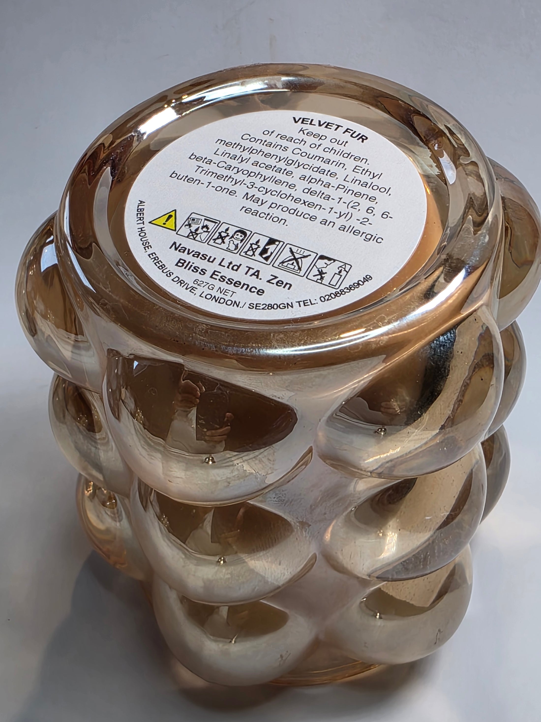 Velvet Fur (Damson Plum, Rose, Patchouli &amp; Amber Noir hand-poured soy candle